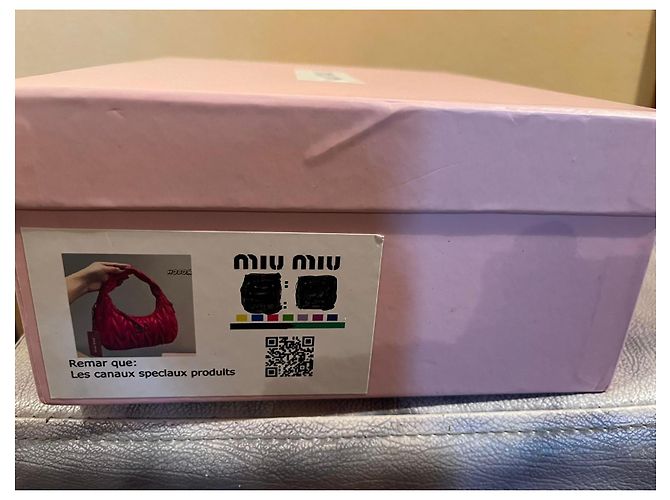 MIU MIU Wander Mini Hobo Tasche - vista 5