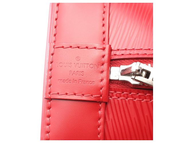 Louis Vuitton Alma Epi Red Leather Handbag M4058E - view 4