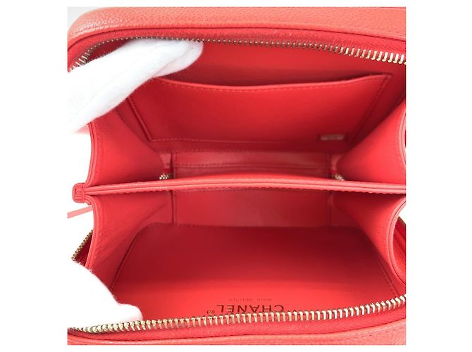 Sac Vanity Filigrane en Cuir Caviar Chanel Rouge - vue 8