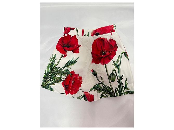 Dolce & Gabbana PANTALÓN CORTO BLANCO CON ESTAMPADO DE AMAPOLAS. Roja - vista 6