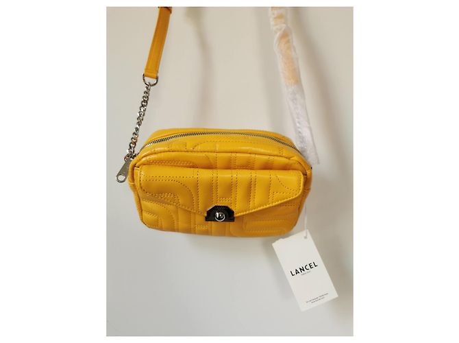 Borsa fotocamera Lancel in pelle trapuntata gialla Giallo - vista 2
