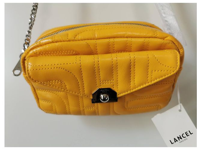 Borsa fotocamera Lancel in pelle trapuntata gialla Giallo - vista 5