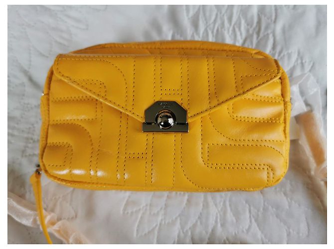 Borsa fotocamera Lancel in pelle trapuntata gialla Giallo - vista 9