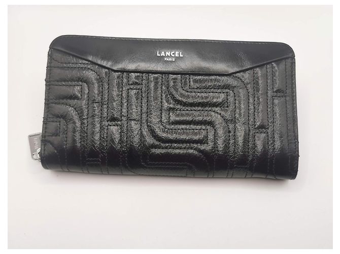 Lancel Geldbörse aus schwarzem gestepptem Leder - Ansicht 10