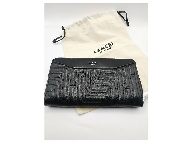 Lancel Geldbörse aus schwarzem gestepptem Leder - Ansicht 5