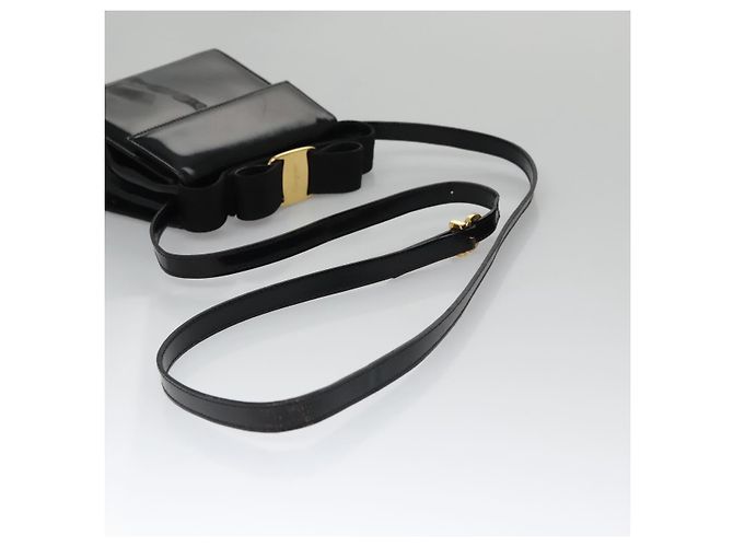 Borsa a Spalla Salvatore Ferragamo in Pelle Verniciata Nera e Oro Auth 92696 Nero D'oro - vista 7