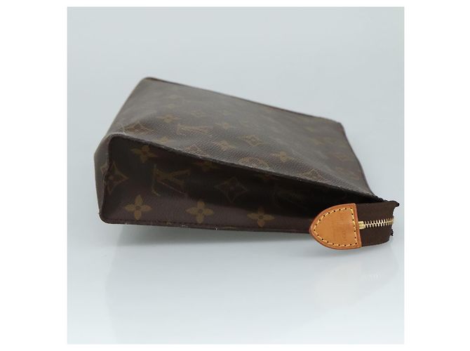 LOUIS VUITTON Monogram Poche Toilette 26 Pouch M47542 LV Auth ki5271 Monogramma - vista 3