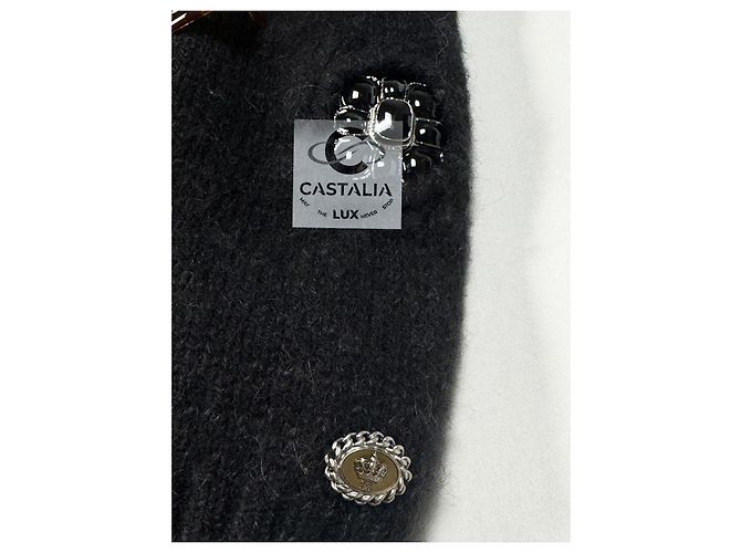 Chanel Cashmere-Pullover mit Gripoix-Detail für 5K$ Schwarz - Ansicht 8