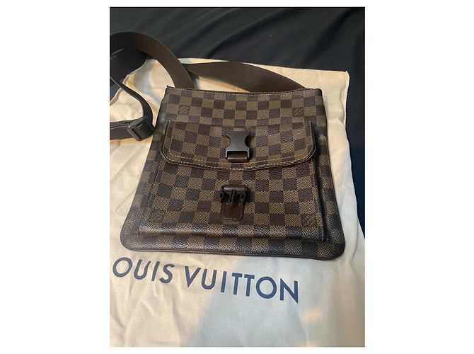 Louis Vuitton Melville Damier Borsa a Spalla Marrone Marrone chiaro Marrone scuro - vista 4