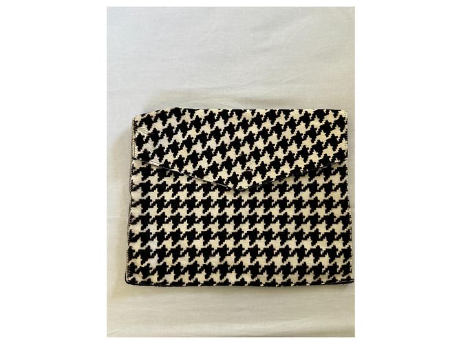 Mika Sarolea Clutch de pelo de pony blanco y negro con estampado de pata de gallo Multicolor - vista 4