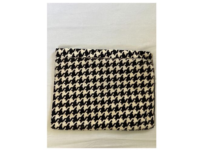 Mika Sarolea Clutch de pelo de pony blanco y negro con estampado de pata de gallo Multicolor - vista 6
