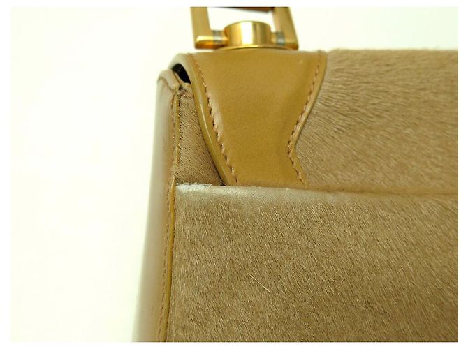 BOLSA DOLCE & GABBANA DECORADA COM FIVELA DE CINTURA EM COURO POULAIN - vista 10