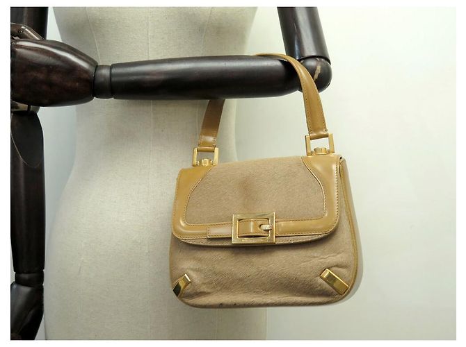 BOLSA DOLCE & GABBANA DECORADA COM FIVELA DE CINTURA EM COURO POULAIN - vista 11