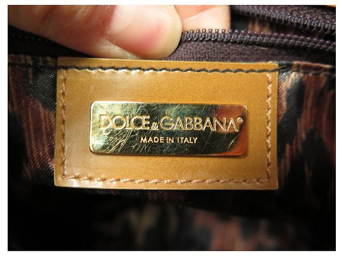 BOLSA DOLCE & GABBANA DECORADA COM FIVELA DE CINTURA EM COURO POULAIN - vista 16