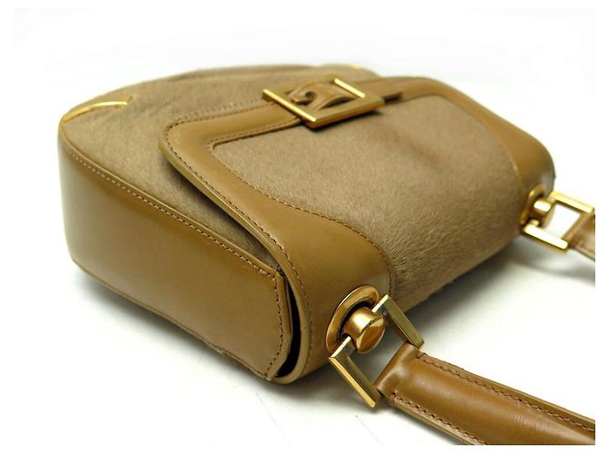 BOLSA DOLCE & GABBANA DECORADA COM FIVELA DE CINTURA EM COURO POULAIN - vista 5