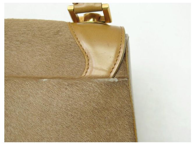 BOLSA DOLCE & GABBANA DECORADA COM FIVELA DE CINTURA EM COURO POULAIN - vista 9