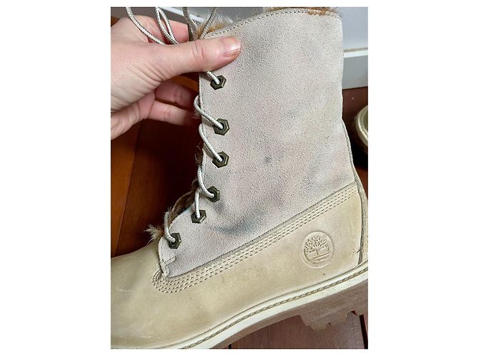 Stivaletti Timberland Beige in Pelle e Pelliccia Bianco sporco - vista 12
