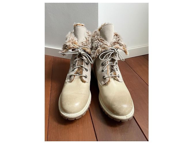 Stivaletti Timberland Beige in Pelle e Pelliccia Bianco sporco - vista 3