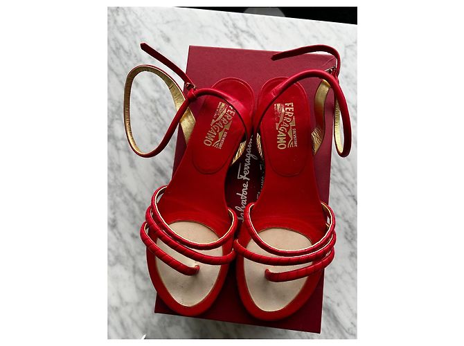Sandali Salvatore Ferragamo in pelle rossa Rosso - vista 2