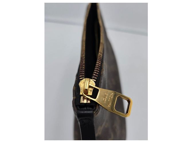 Pochette Louis Vuitton Pallas in Monogram Canvas e Pelle Monogramma - vista 9