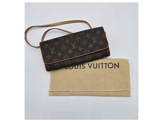 Pochette a Tracolla Louis Vuitton Twin GM in Monogram Canvas Monogramma - vista 2