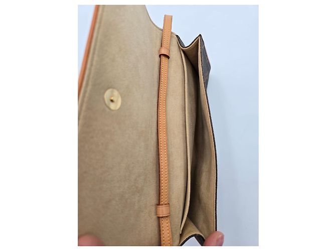 Pochette a Tracolla Louis Vuitton Twin GM in Monogram Canvas Monogramma - vista 8