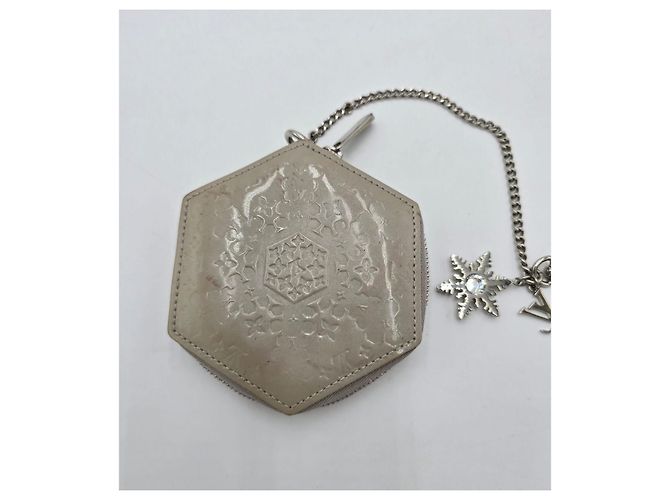 Cartera Louis Vuitton Vernice rara con lazo de nieve Gris - vista 5