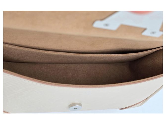 Louis Vuitton Buci Bag in Ivory Epi Cream - view 10