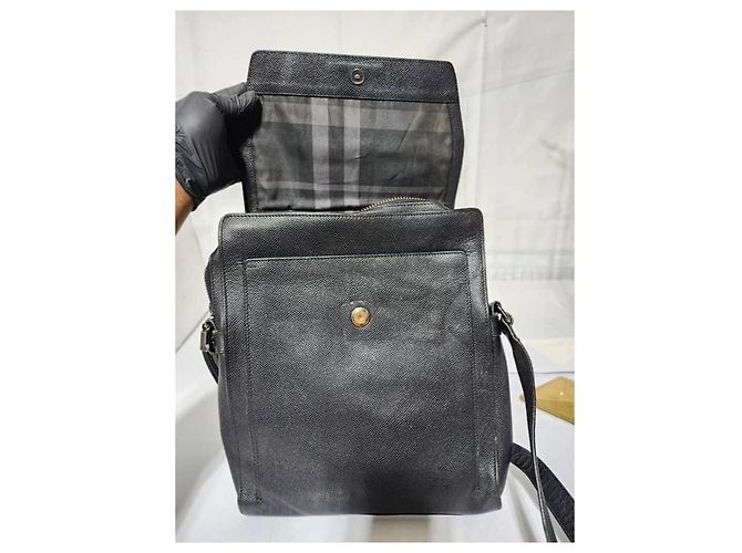 Borsa messenger/crossbody Shaldon in pelle nera di Burberry Nero - vista 11
