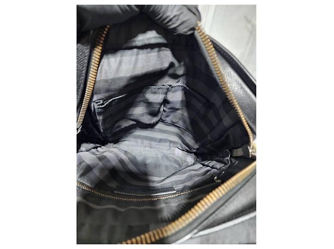 Borsa messenger/crossbody Shaldon in pelle nera di Burberry Nero - vista 13