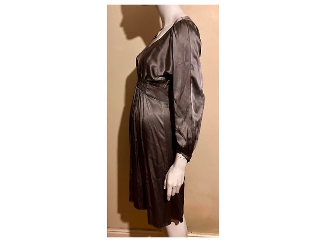 Dunkelsilbernes Seidenkleid Joseph mit Bischofärmeln - Ansicht 6