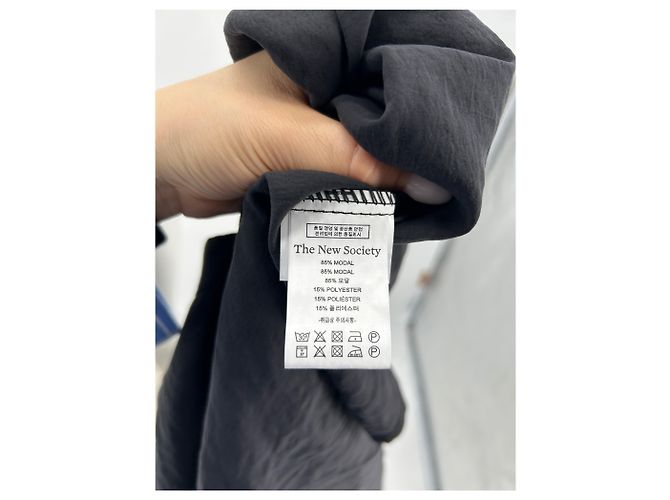 Autre Marque DIE NEUE GESELLSCHAFT Tops T.International L Polyester Schwarz - Ansicht 7
