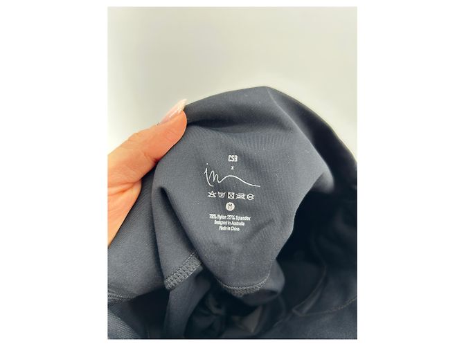 Autre Marque NICHT UNTERSCHRIEBEN / UNTERSCHRIEBEN Shorts T.International M Polyester - Ansicht 3