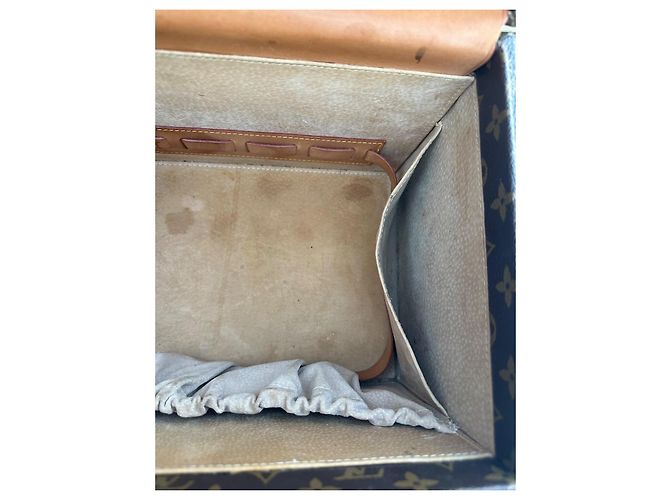 Louis Vuitton Beauty Case Monogram Monogramma - vista 16