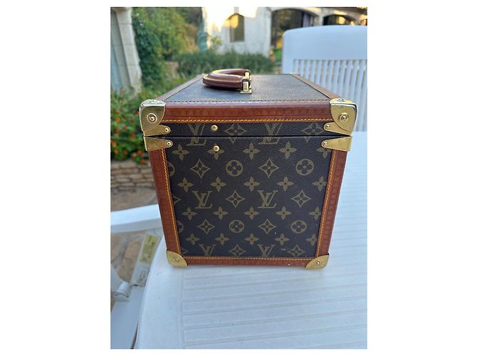 Louis Vuitton Beauty Case Monogram Monogramma - vista 4
