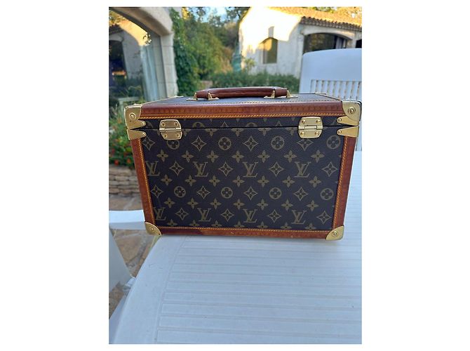 Louis Vuitton Beauty Case Monogram Monogramma - vista 5