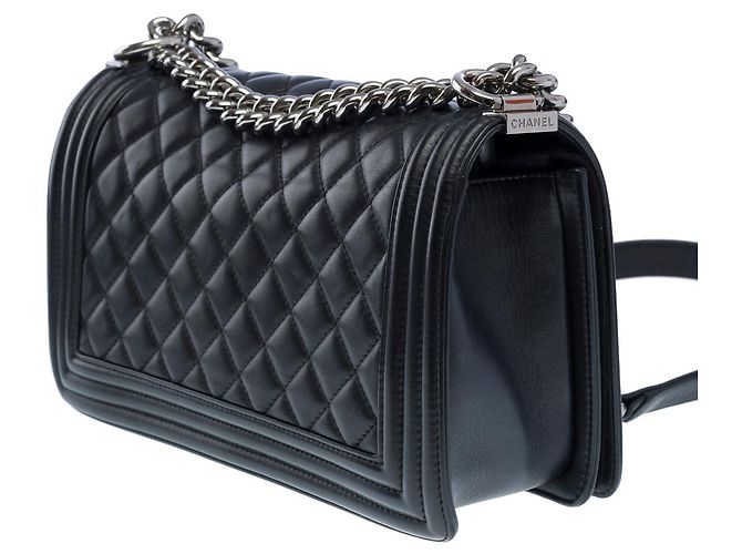Sac CHANEL Boy en Cuir Noir - 102406 - vue 6
