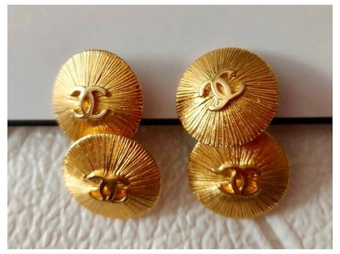 Gemelli vintage Chanel CC placcati oro D'oro - vista 2