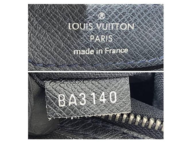 Borsa messenger/crossbody Louis Vuitton Taiga Viktor blu navy profondo - vista 9