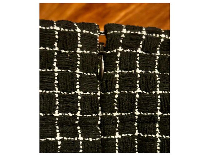 Falda mini lápiz de tweed Chanel Negro Blanco - vista 7