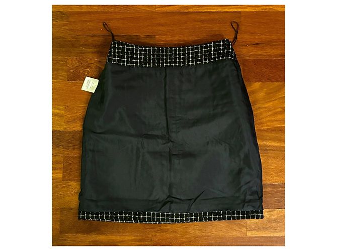 Falda mini lápiz de tweed Chanel Negro Blanco - vista 8