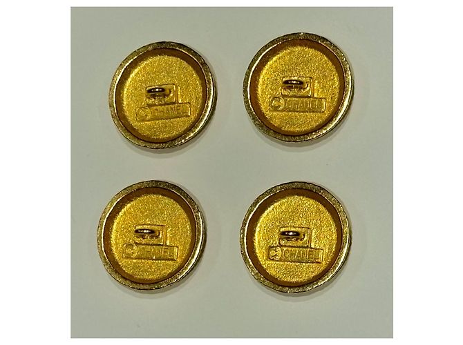 Set di 4 bottoni a scacchi CC di Chanel D'oro - vista 3