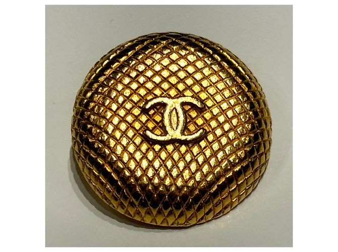 Set di 4 bottoni a scacchi CC di Chanel D'oro - vista 5