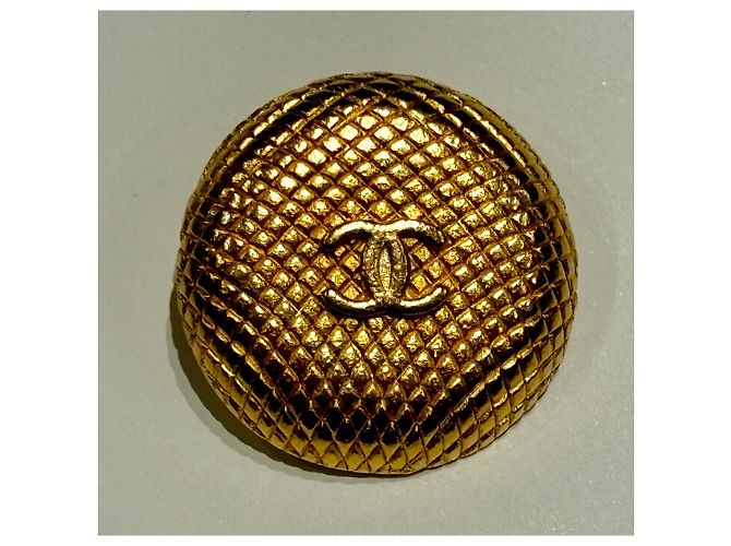 Set di 4 bottoni a scacchi CC di Chanel D'oro - vista 6