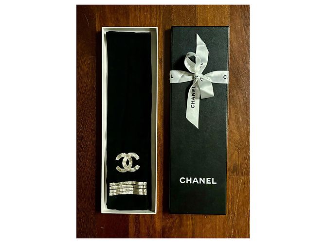 Foulard Twilly in seta nera Chanel vintage raro Nero Argento - vista 12
