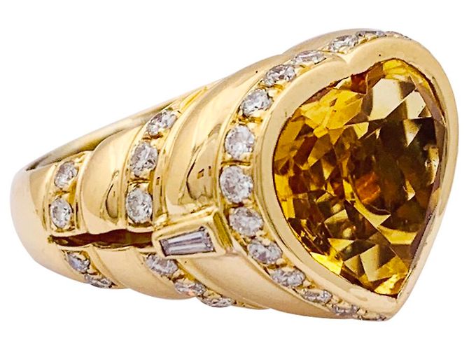 Anello Repossi 'Cuore' in oro giallo, diamanti, citrino. - vista 4