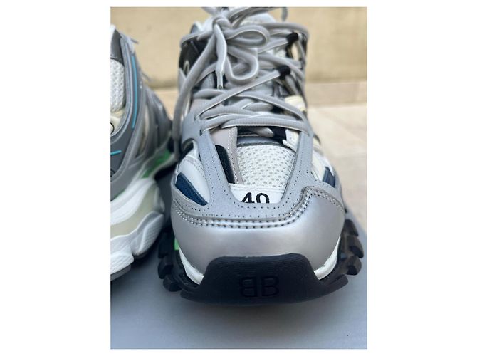 Balenciaga Track Sneaker Leder Grau - Ansicht 10