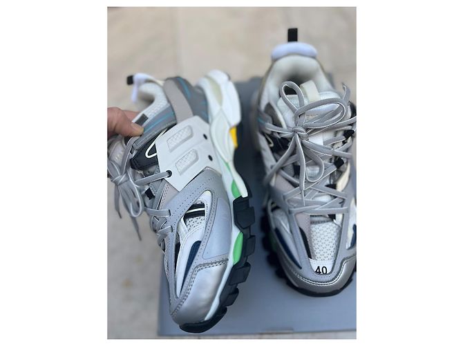 Balenciaga Track Sneaker Leder Grau - Ansicht 3