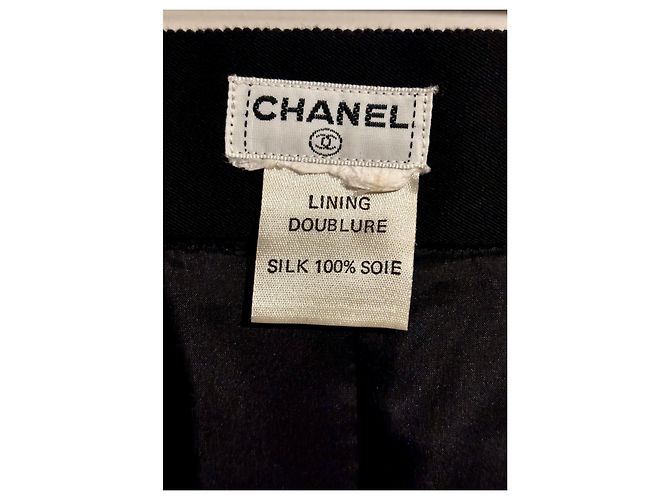 Falda de lana con botones decorativos de doble cara Chanel, años 90 Negro Gris antracita Gold hardware - vista 13