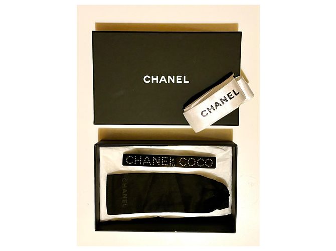 Falda de lana con botones decorativos de doble cara Chanel, años 90 Negro Gris antracita Gold hardware - vista 8
